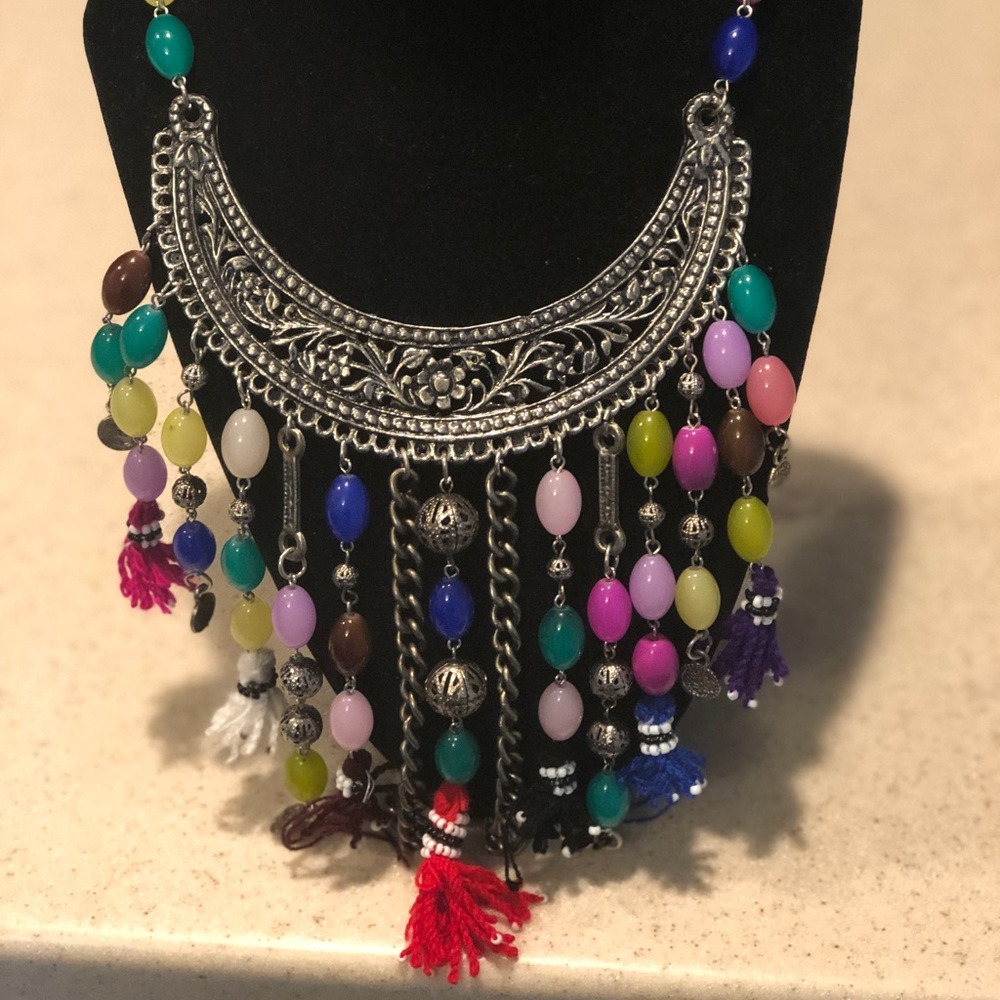 Statement necklace